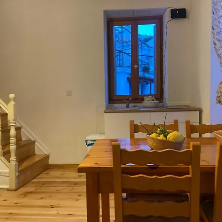 아파트 Adele House *