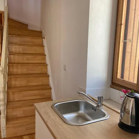 Adele House 스코펠로스 타운