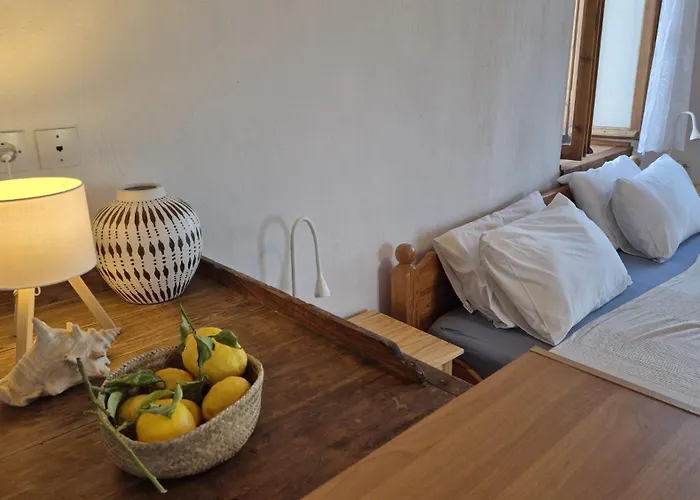 Adele House Szkópelosz