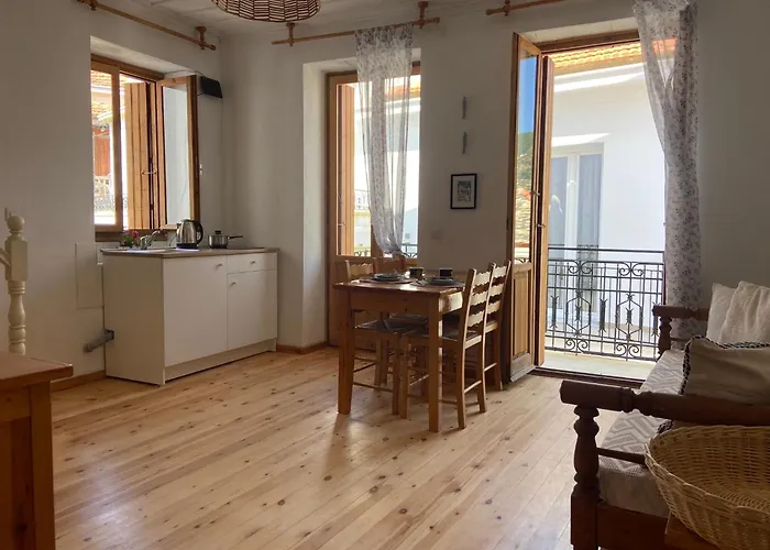 Adele House Apartment *